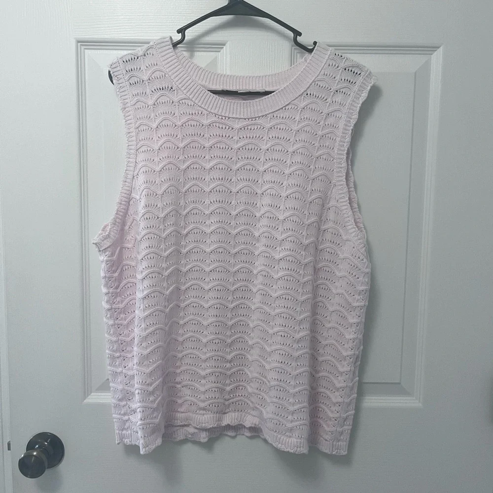 LOFT Scalloped Pointelle Sweater Tank Top NWOT - Picture 2 of 10